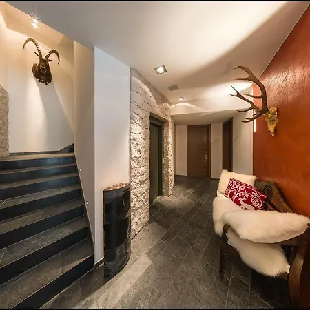 Alpinlodge & 아파트호텔 5*