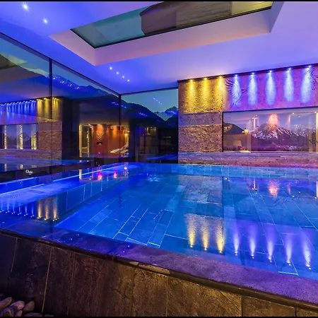 아파트호텔 Alpinlodge & 삼나운