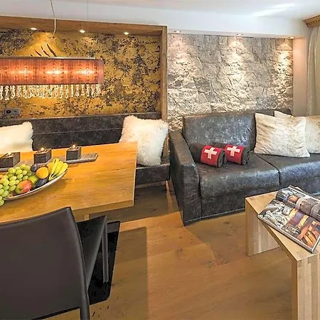 Apartahotel Alpinlodge & 5*