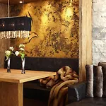 Alpinlodge & 5*