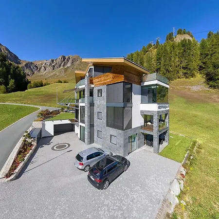 Apart-hotel Alpinlodge & 5*