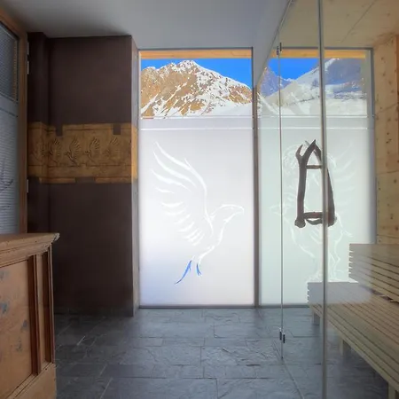 Alpinlodge & Apart-hotel Samnaun