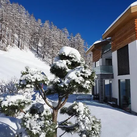 Alpinlodge & Apart-hotel Samnaun