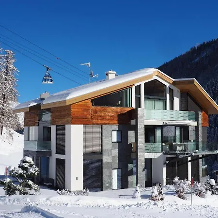 Alpinlodge & 5* Samnaun